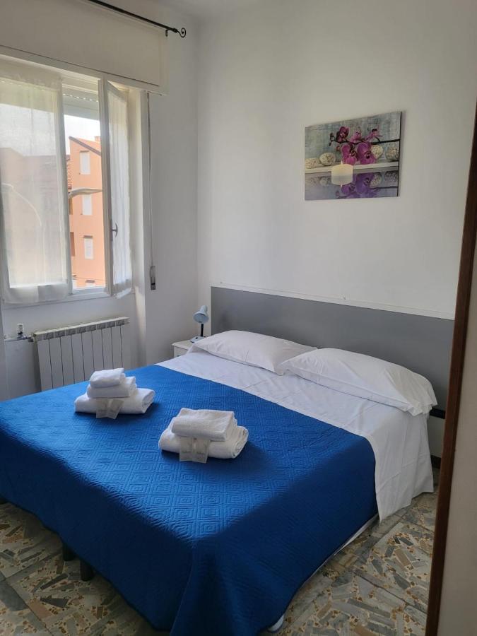 Villa Rosa Loano Exteriör bild