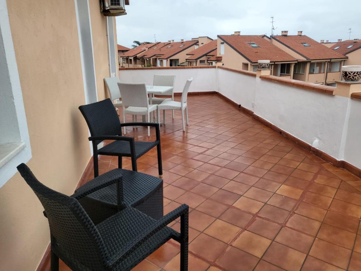 Villa Rosa Loano Exteriör bild